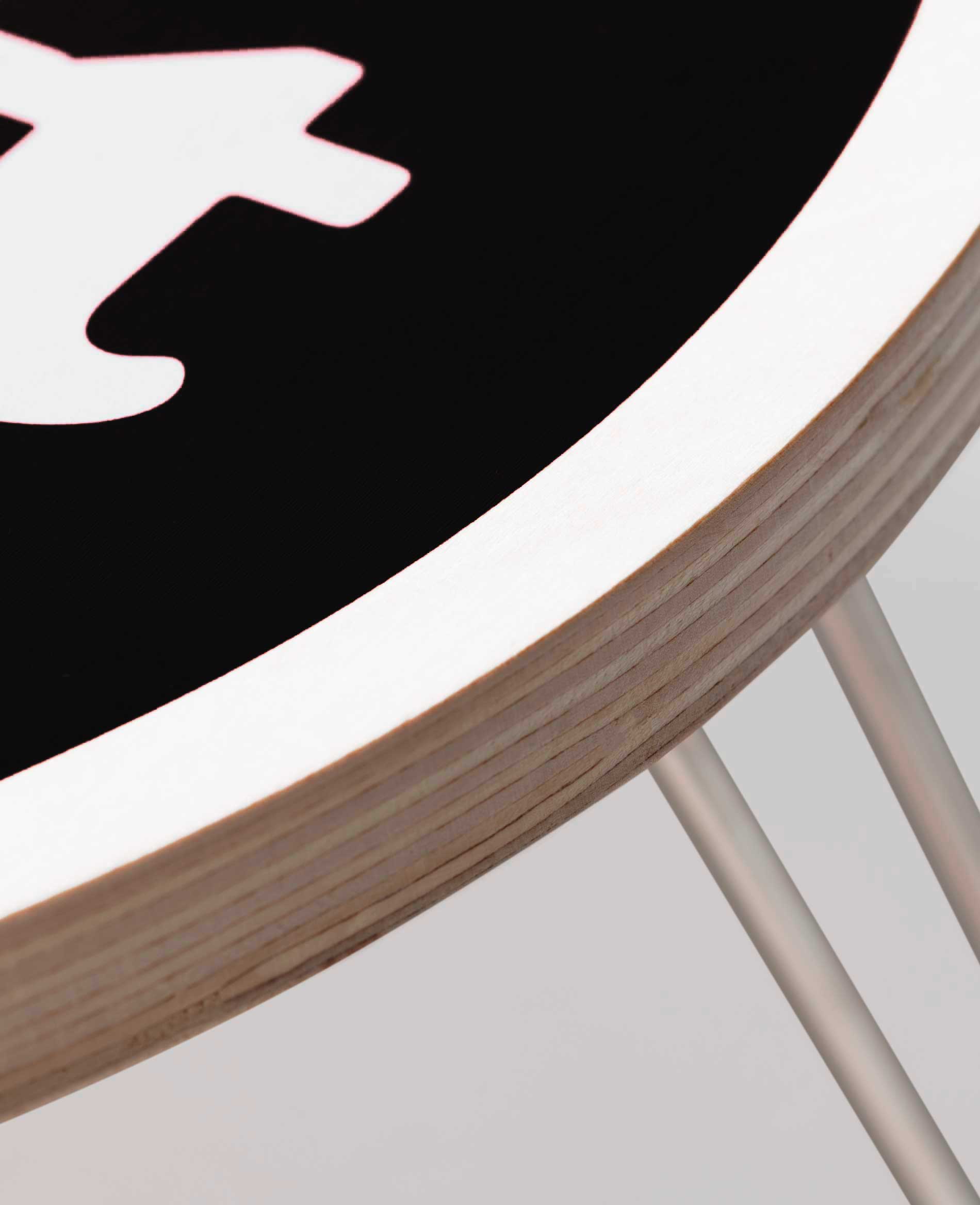 Carhartt Wip Heart Folding Table - e5store